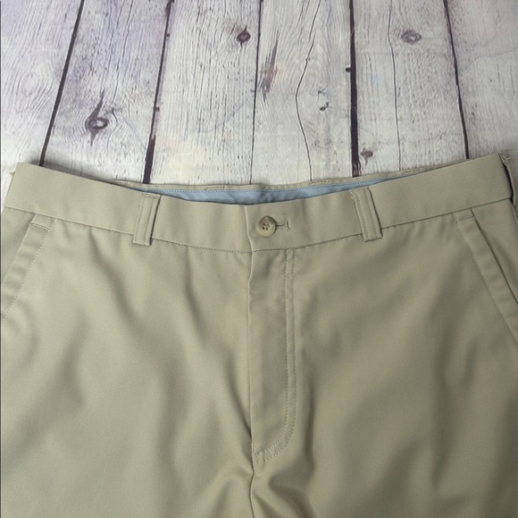 Peter Millar Men's Short - Picture 10 of 12